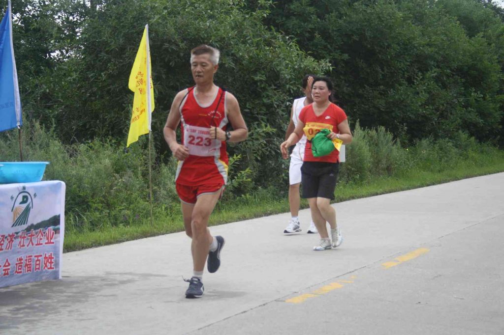 004901b4g2h06zrxx4hjt6[1].jpg