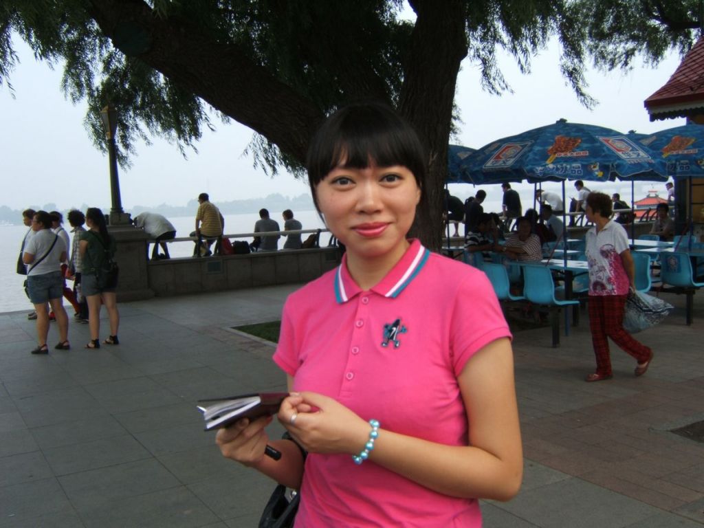 ���λ�� ��Լ ��Ů����  ��������������������