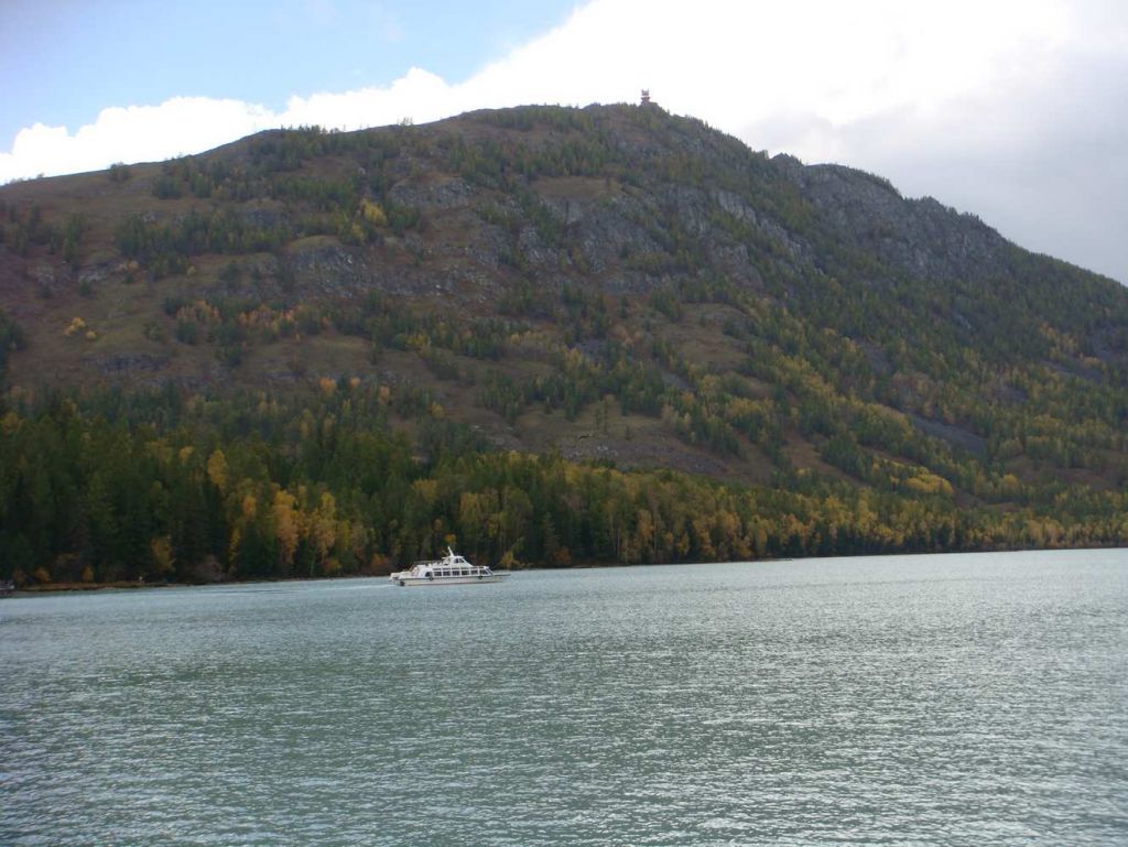 ����˹��