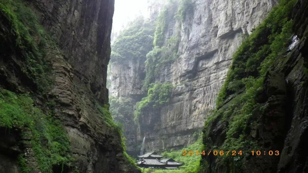 034.jpg